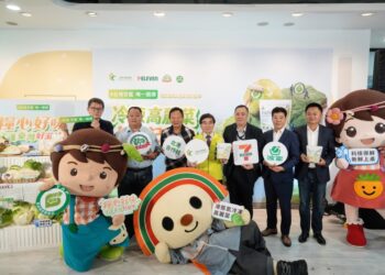 科技鎖住鮮甜 農糧署攜手產業推出液態氮冷凍高麗菜 打造穩定供銷新模式