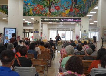 彰化市立圖書館時光對話 葉火成、葉惟仁父子水彩聯展