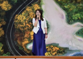 東華附小第77屆畢業典禮 師長獻唱祝福畢業生勇敢追夢