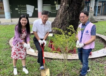 產官學攜手護生態！龍興國小、茂管處與永日化學　共植蜜源植物，築起紫斑蝶遷徙廊道