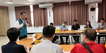 歸仁區公所行善團　暑假愛心不缺席餐食禮券送祝福