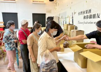 嘉市好店日造酒妝送出2,000包酒梅 推廣續食理念實踐永續生活