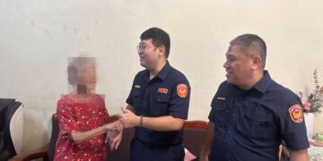 85歲長者徒步走失逾25小時、橫跨4行政區 前鎮警調閱上百支監視器平安尋回