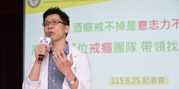 酒癮戒不掉是意志力不夠？ 高醫跨單位戒癮團隊　帶領找回健康人生