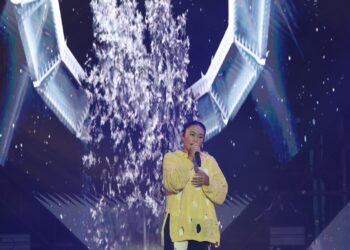 婁峻碩、阿爆、徐懷鈺齊聚埔里!南投原民音樂節炸翻福興溫泉區 萬人揮螢光海大合唱