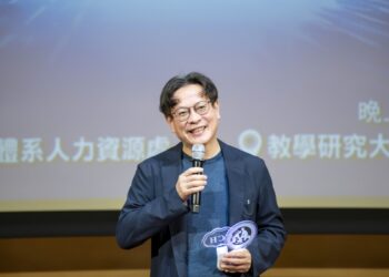2026彰基歌喉戰 總院長陳穆寬加碼冠軍20 萬全塲嗨翻天