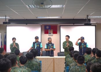 屏縣後備憲兵荷松協會慰問教召弟兄 展現軍民同心支持國防