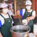 吃粽子配麻芛湯!台中南屯端午萬人踩街 穿木屐「躦鯪鯉」喚醒穿山甲