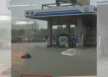 影音/豪雨狂炸南台灣 高、屏多處馬路變汪洋