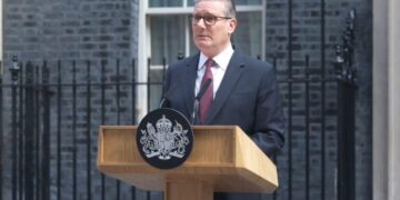 執政僅兩年！英國首相施凱爾請辭 新首相9月前接任