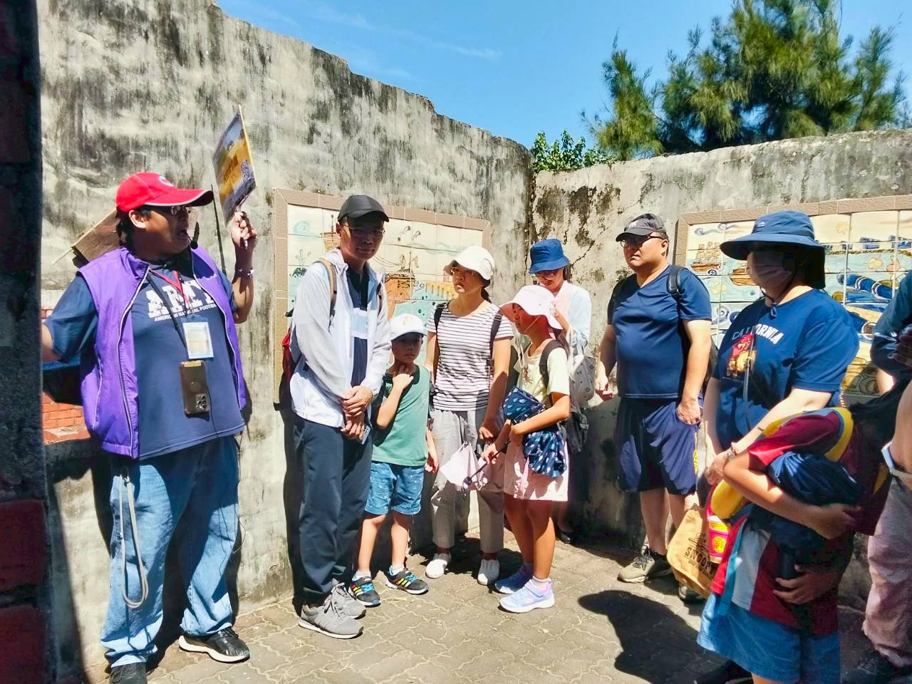 暑假遛娃秘境！台中大安濱海樂園推「生態導覽×豪華露營」  尋找小燕鷗蹤跡
