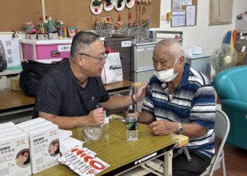 鍾佳濱媒合天籟計劃深入偏鄉　屏南首場恆春溫馨登場