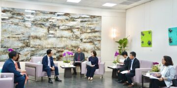 屏東城市外交再添成果　周春米接見日本山口縣議會訪團