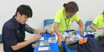 南服中心攜手醫療團隊守護警察健康　推猝死預防講座及免費健檢