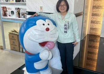 仁大鳥大議員黃飛鳳等人企業參訪｜台灣之光在大樹！
