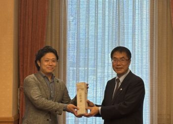 黃偉哲拜會大阪市議會議長暢談交流 熱情邀請大阪市組團來訪台南