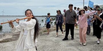 藝術走入潮間帶　海洋委員會攜手人劇團 「2026潮芳苑」展現海岸文化新生命