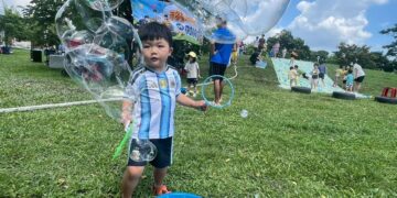 玩樂中學習安全觀念 屏東「移動遊樂園」吸引500名親子同樂