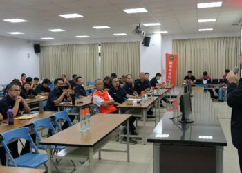 南服中心攜手醫療團隊守護警察健康,推猝死預防講座及免費健檢
