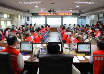 翁章梁主持巴威颱風整備會議 嚴陣以待守護縣民安全
