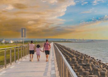 淡水金色水岸海堤段自行車道正式開放打造海稜一線觀海與夕陽新據點