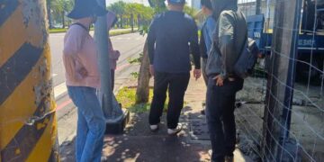 仁大鳥大議員邱俊憲爭取修繕人行道讓居民有條安全回家的路—破損改善會勘