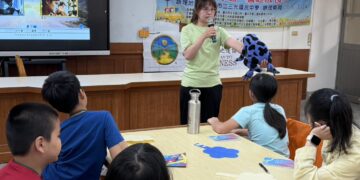 十二年品格教育深耕社區 「玩中學習．藝起成長」夏令營陪伴孩子成長