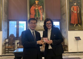 黃偉哲40小時高效出訪波蘭 拚經濟外交促台波產業合作