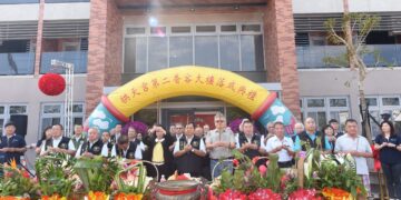 全台首創宗教膠囊旅館!白沙屯拱天宮第二香客大樓落成 鍾東錦大讚「看山看海一覽無遺」