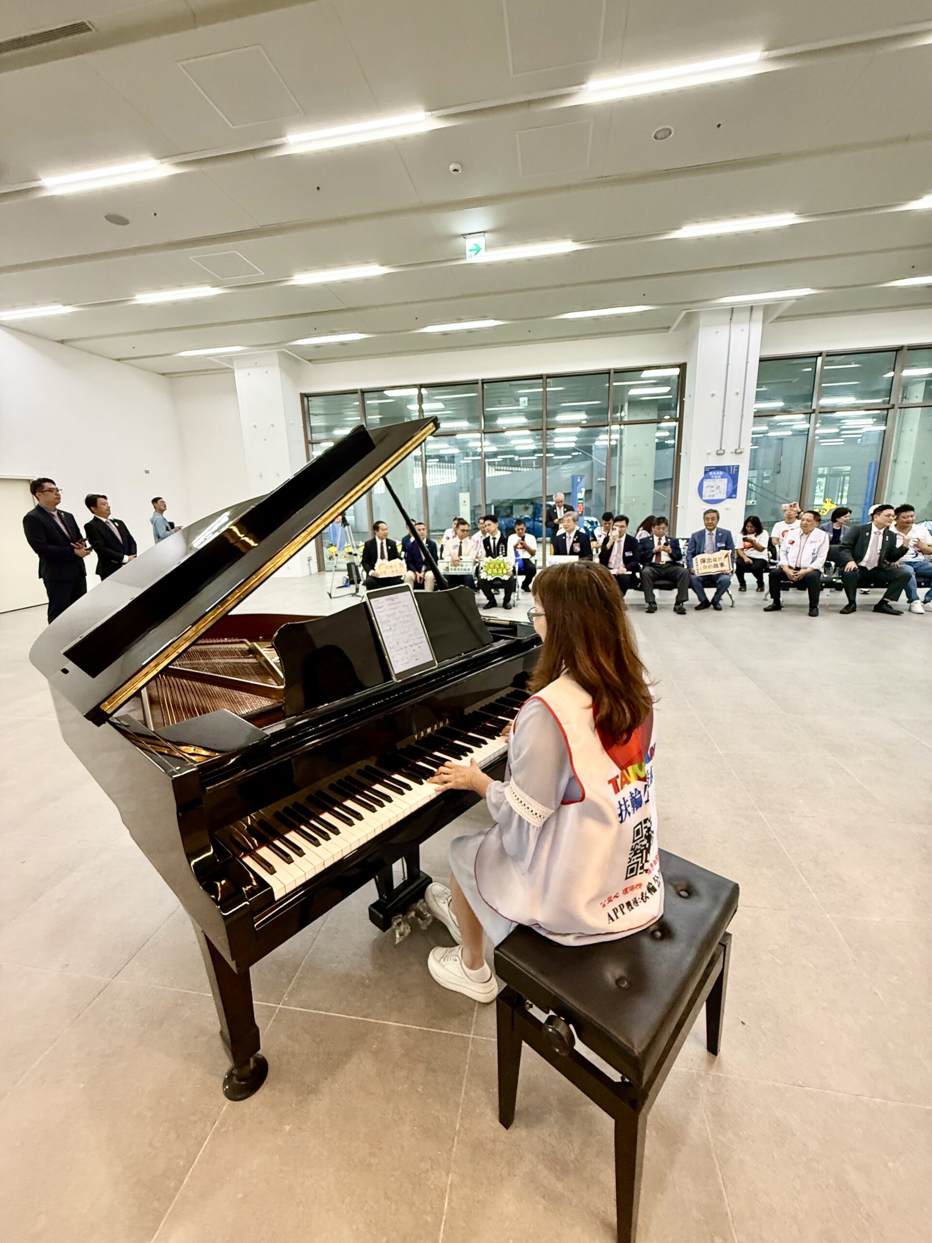 候車也能聽音樂！水湳轉運中心8/5正式啟用 設公共鋼琴串聯綠美圖藝文廊道
