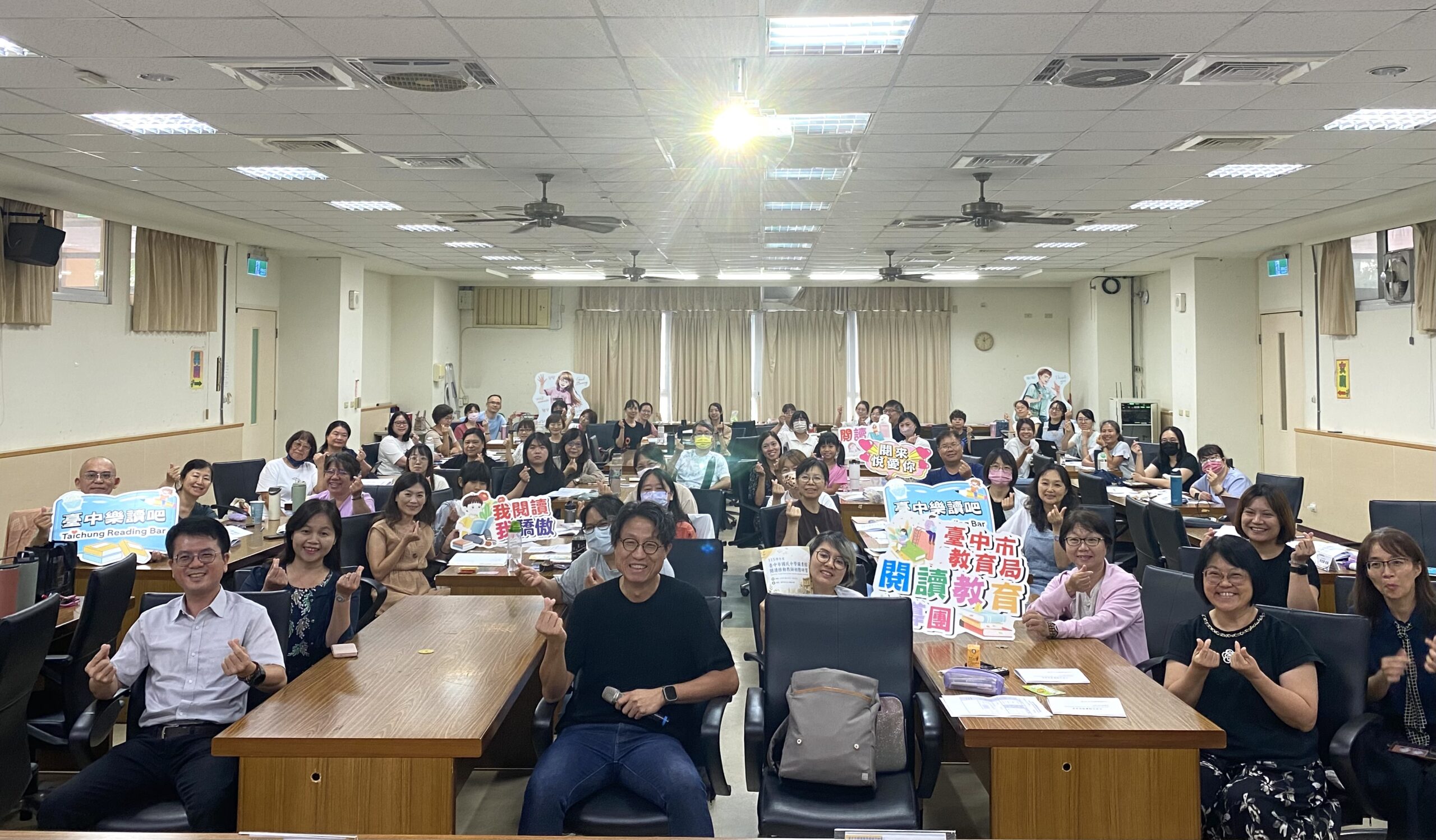 閱讀推動教師國中組初階研習大合照1