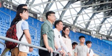 巡訪高雄世運主場館 賴瑞隆拋「五大升級」方案