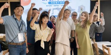 港都女神羅嵐「世界年度夫人」冠軍及知名人氣主播頭銜- 親造訪「基隆K-Muse 24媒體踩線團」深度開箱在地風華