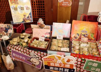 中秋送禮做公益 黃偉哲邀各界優先採購公益禮盒
