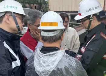 深入第一線勘查水情 賴瑞隆:中央地方密切聯繫全面戒備