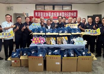 東港警分局長親上警廣 「要求寄出金融卡、存摺、密碼、現金必是詐騙 暨東港警訊