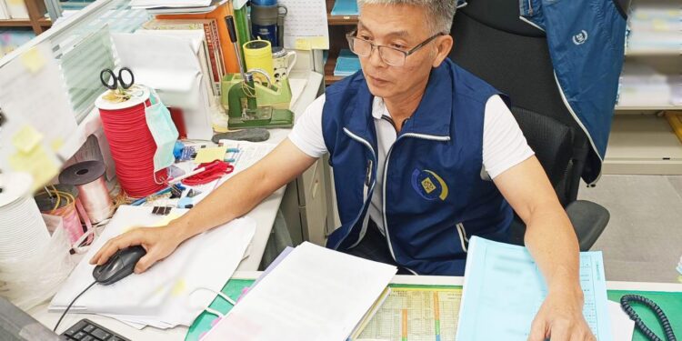 累欠逾四百筆通行費及罰鍰　母親出面勸說，急現身繳清