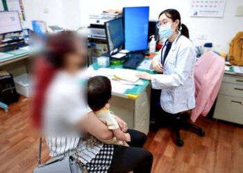 屏東兒科量能再升級 屏東醫院增2名小兒科醫師 打造從校園到部落兒童健康網
