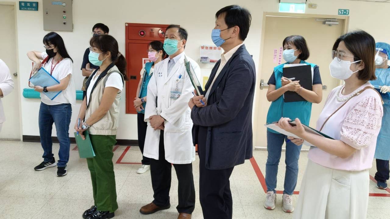 嘉義縣新型A流重症病人轉運送演練 強化跨單位防疫應變