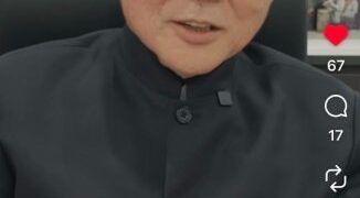 73歲挑戰猛男年曆掀熱議　「你阿公都比你強」成社群話題　