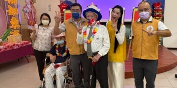 高雄榮家為百歲人瑞舉辦慶生茶會 傳承松柏長青好福氣