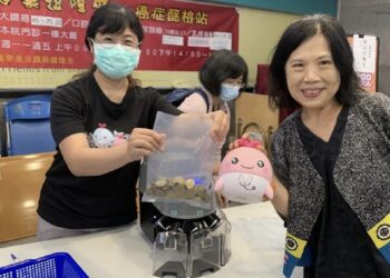 鯨魚洄游匯聚跨縣市愛心 鄭勝治號召郵政海關、劉美黛5千元助募款破48萬