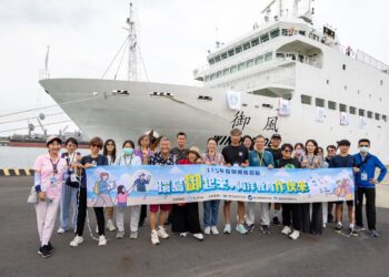 高科大攜手海大推御風巡迴教育 沉浸式體驗培育海洋人才扎根未來