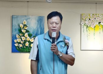 員林市立美術館舉辦祖父母節阿公阿嬤畫展 每一幅作品都有一段專屬生命故事