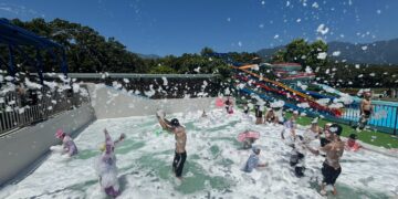 知卡宣戲水區開放至8月23日 花蓮縣府籲把握最後戲水時光