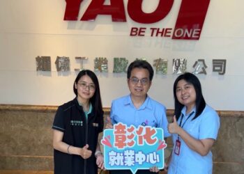 三明治世代主管遭資遣 「勞工就業通計畫」助重返研發崗位