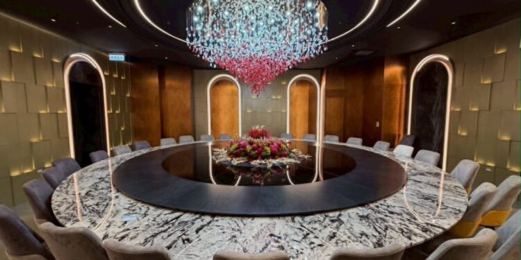 信義商圈首見頂級會所餐廳宇方圓    開啟精緻餐飲結合社交體驗天花板