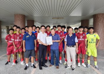 關懷偏鄉體育 陳益雄理事長全力力挺花農足球隊