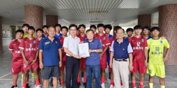 關懷偏鄉體育  陳益雄理事長全力力挺花農足球隊