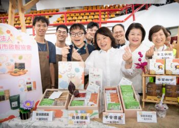 嘉義中秋愛心伴手禮開跑 搭上「愛心輕軌」支持身障朋友穩定就業